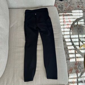 Lululemon power thru high rise tight 25” black!